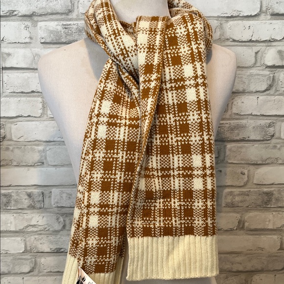 Timberland Accessories - Timberland plaid Knit Scarf in Cream and Tan 60 inch long